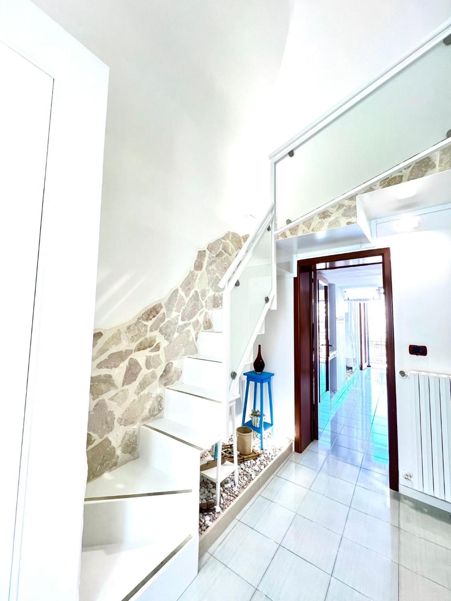 Torrione Apartment Джовинацо Екстериор снимка