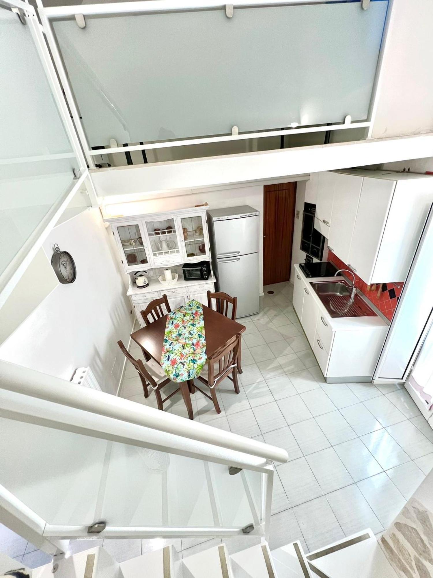 Torrione Apartment Джовинацо Екстериор снимка