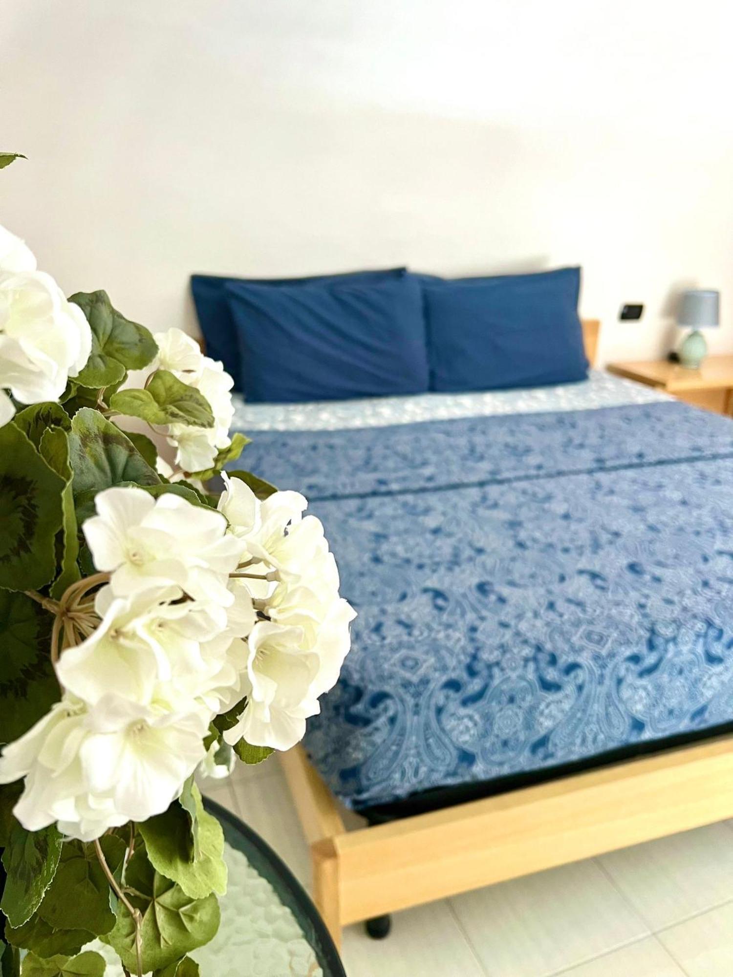 Torrione Apartment Джовинацо Екстериор снимка
