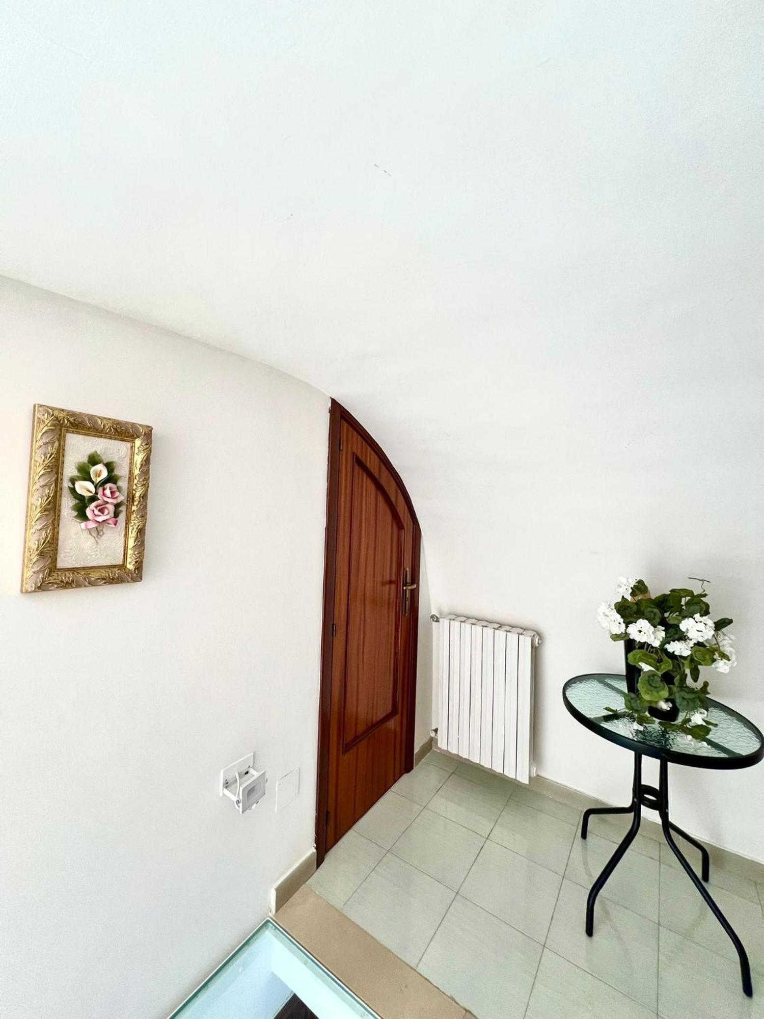 Torrione Apartment Джовинацо Екстериор снимка
