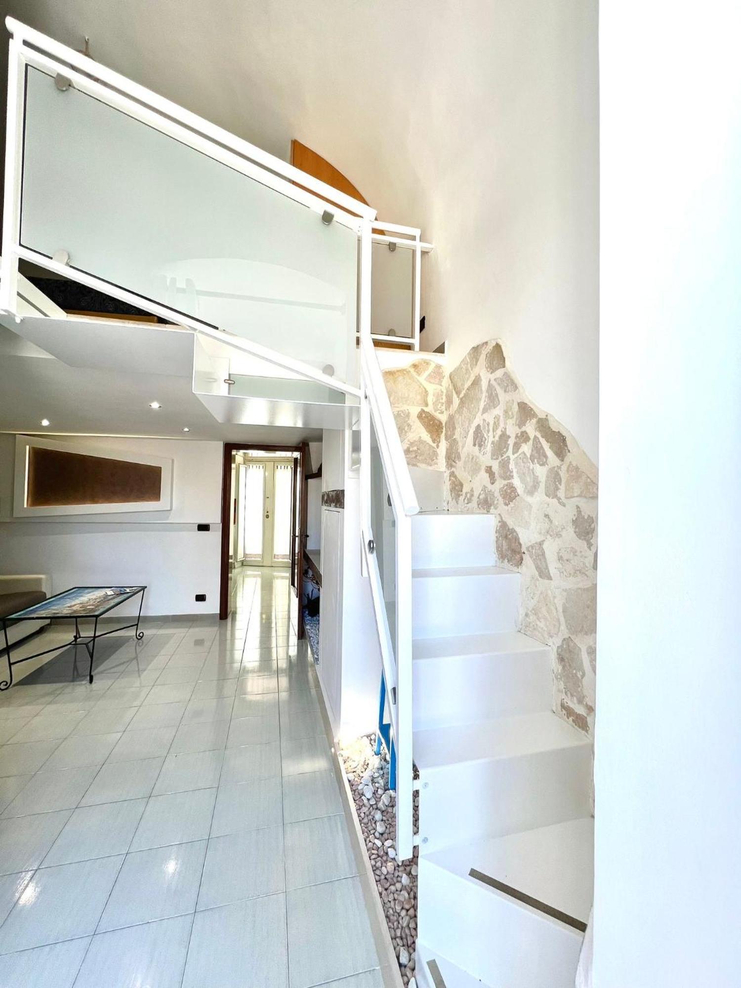 Torrione Apartment Джовинацо Екстериор снимка