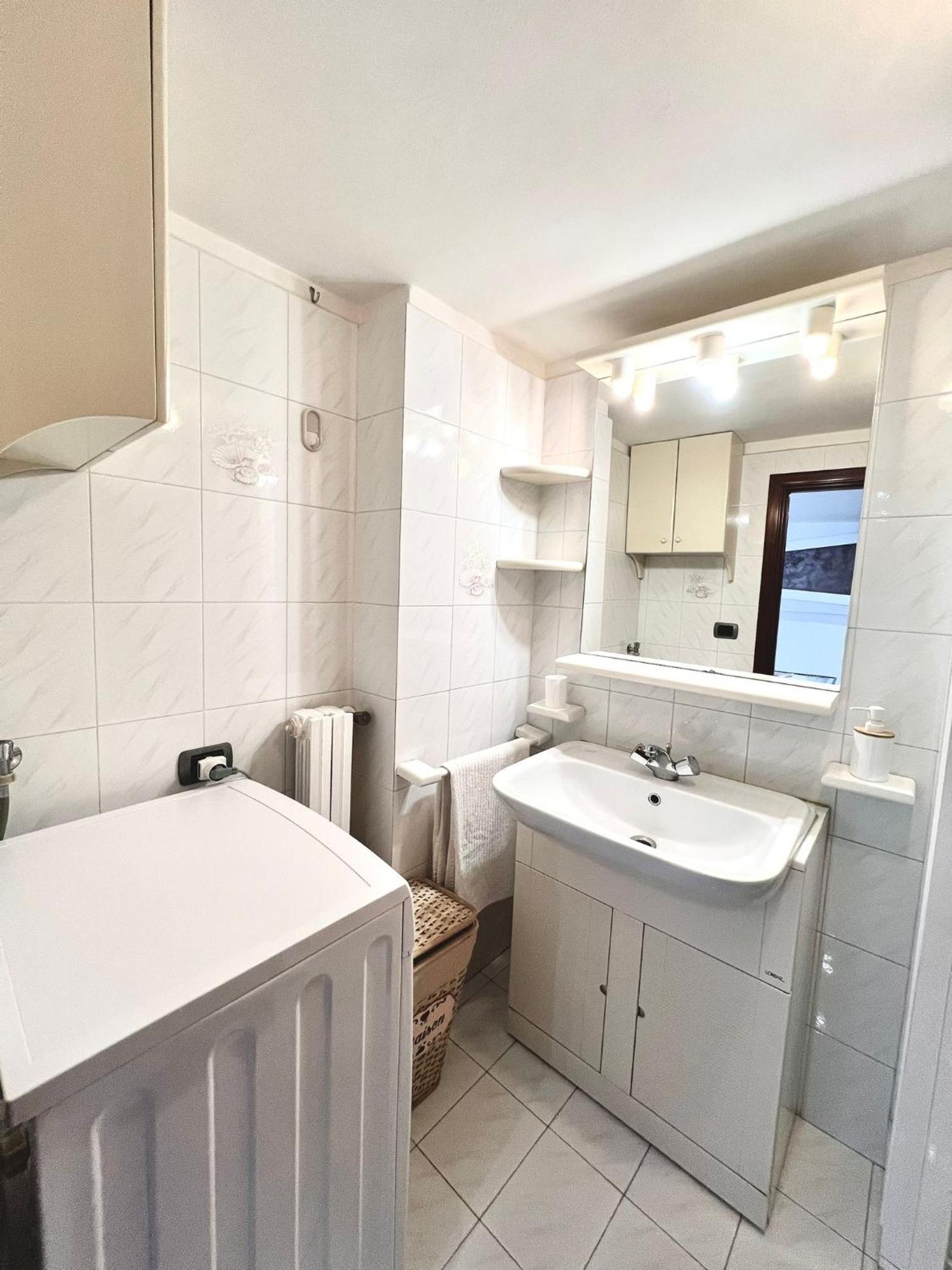 Torrione Apartment Джовинацо Екстериор снимка